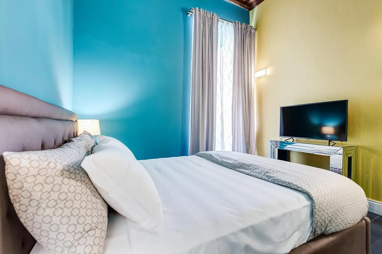 Gasthof The French Suites By Oneup Hospitality Rom