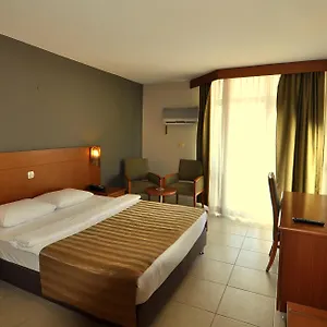 Ξενοδοχείο Surtel ***